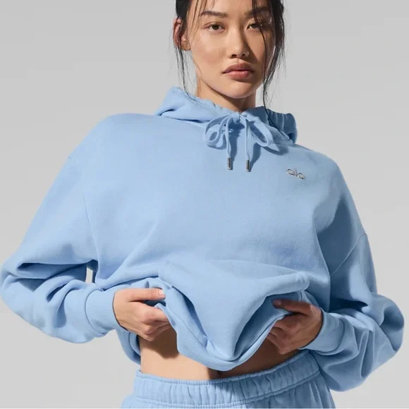 NWT Alo Seashell Blue Accolade Hoodie - Picture 8 of 8